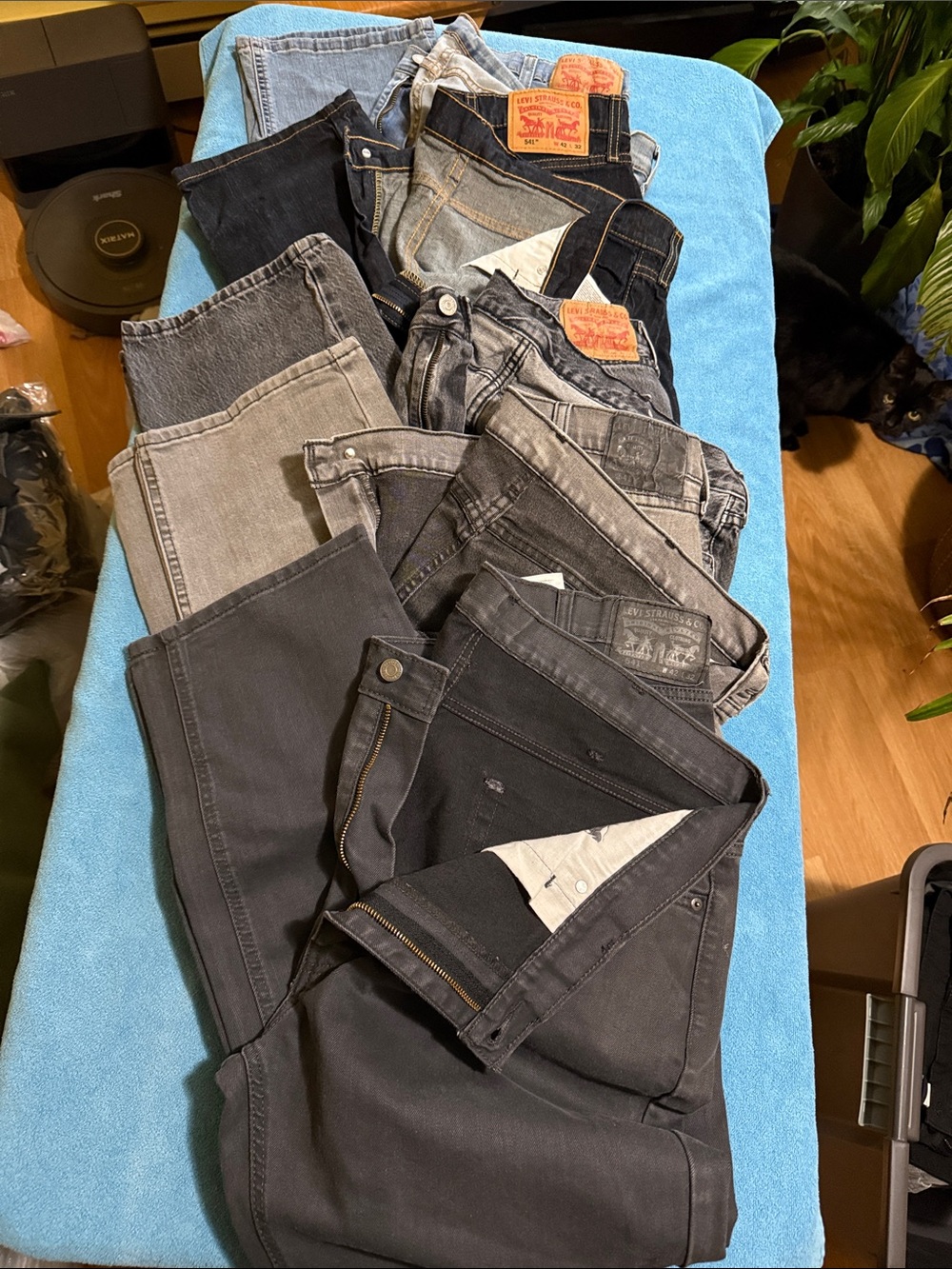 Levi's Men's Mixed Black and Gray Straight Jeans 5 Pack